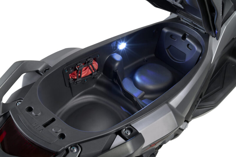 RIEJU X-OVER 125 - Image 6